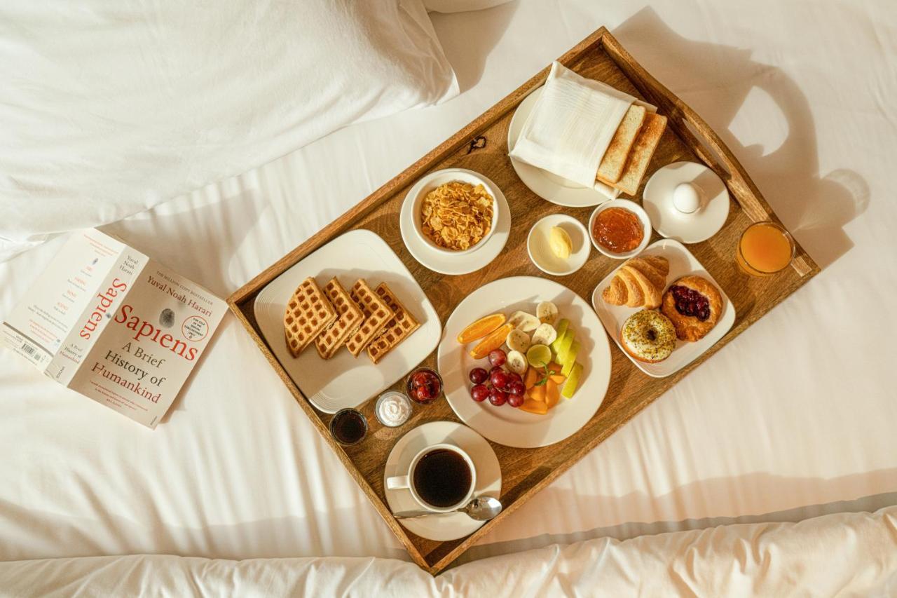 O By Tamara, Trivandrum Thiruvananthapuram Exteriér fotografie Room service breakfast