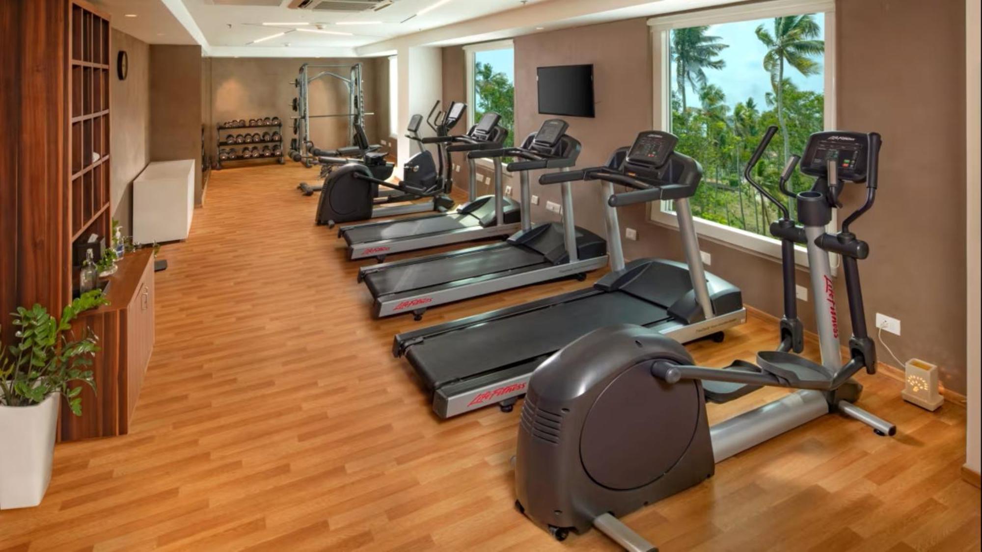 O By Tamara, Trivandrum Thiruvananthapuram Exteriér fotografie The gym at the hotel