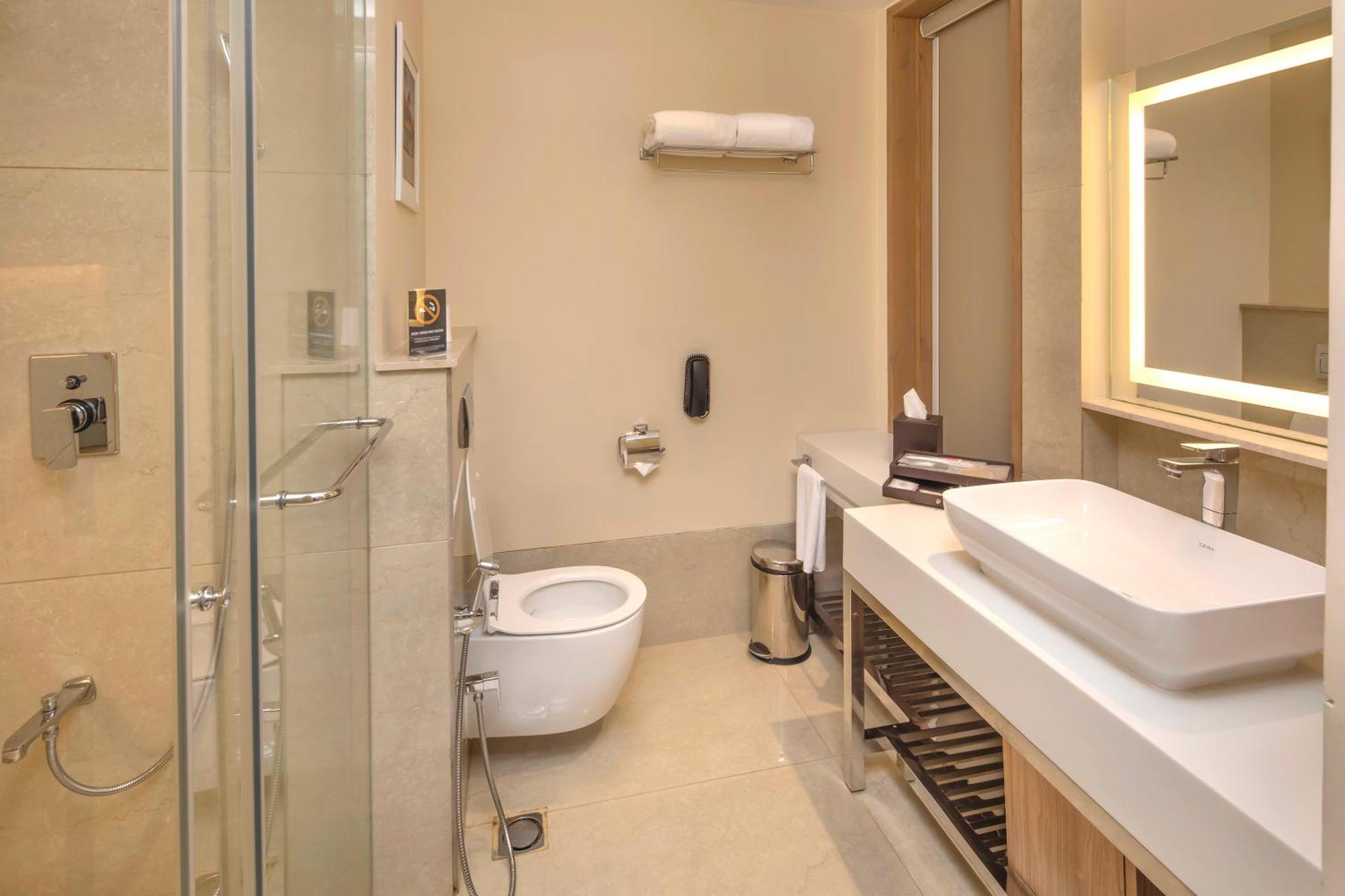 O By Tamara, Trivandrum Thiruvananthapuram Exteriér fotografie Bathroom
